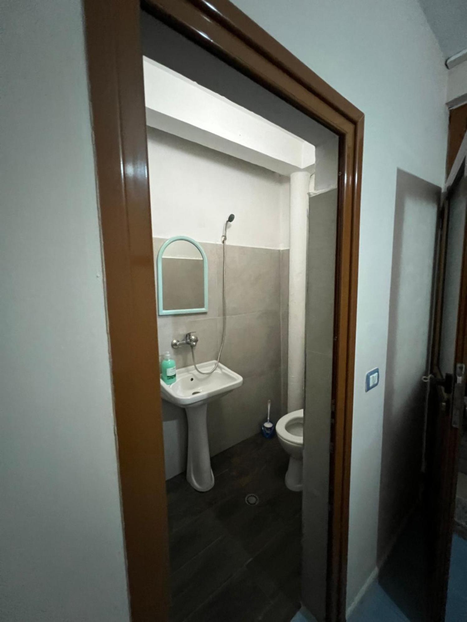 Bruno Rooms Vlorë 외부 사진